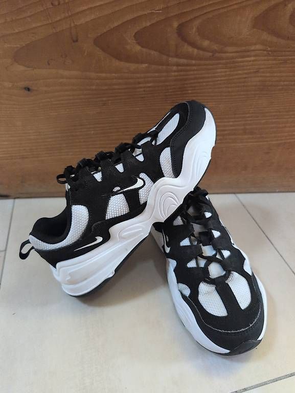Nike Chaussures hommes: Baskets Nike 40.5 – D'occasion à La Chaux-de-Fonds par Mcleonita