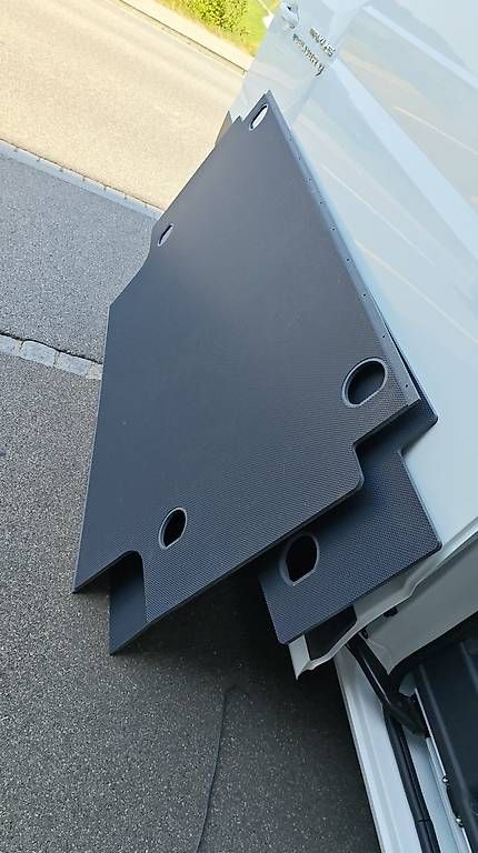 Toutes les pièces détachées: Ladeboden Maxus deliver 9 L3 – D'occasion à Goldach par inf_6k55