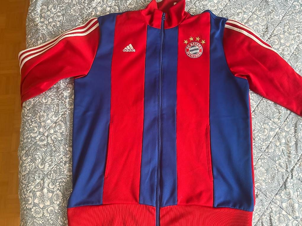 Giacche: Bayern München Jacke – Usato da Zürich venduto da 1pakal 1