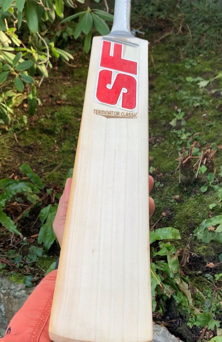 Articoli in legno: SF Terminator Classic Cricket bat SH – Nuovo e nell'imballaggio originale da Luzern venduto da ronymamuni 6
