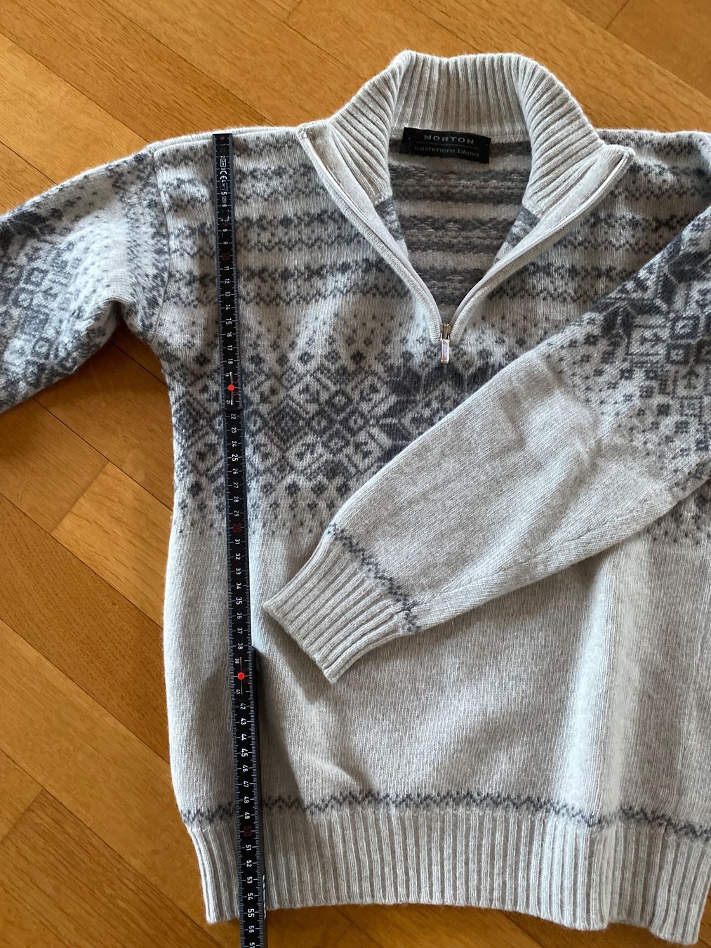 Pullover & Sweatshirts: Cashmere Pullover – Gebraucht aus Bern von hoover08 3