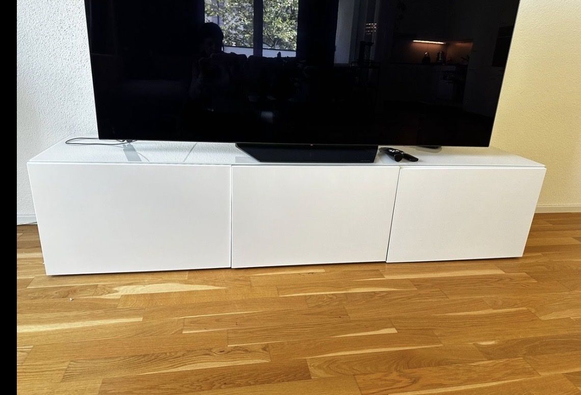 Ikea Meubles TV: Ikea Bresta TV Sideboard  – D'occasion à Dübendorf par vra_5xq6 2