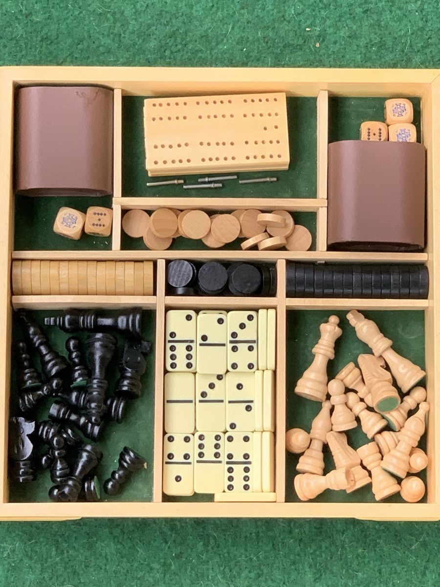Spiele: Schach/Spiele - Box – Gebraucht aus Wangen b. Olten von Finolino28 2