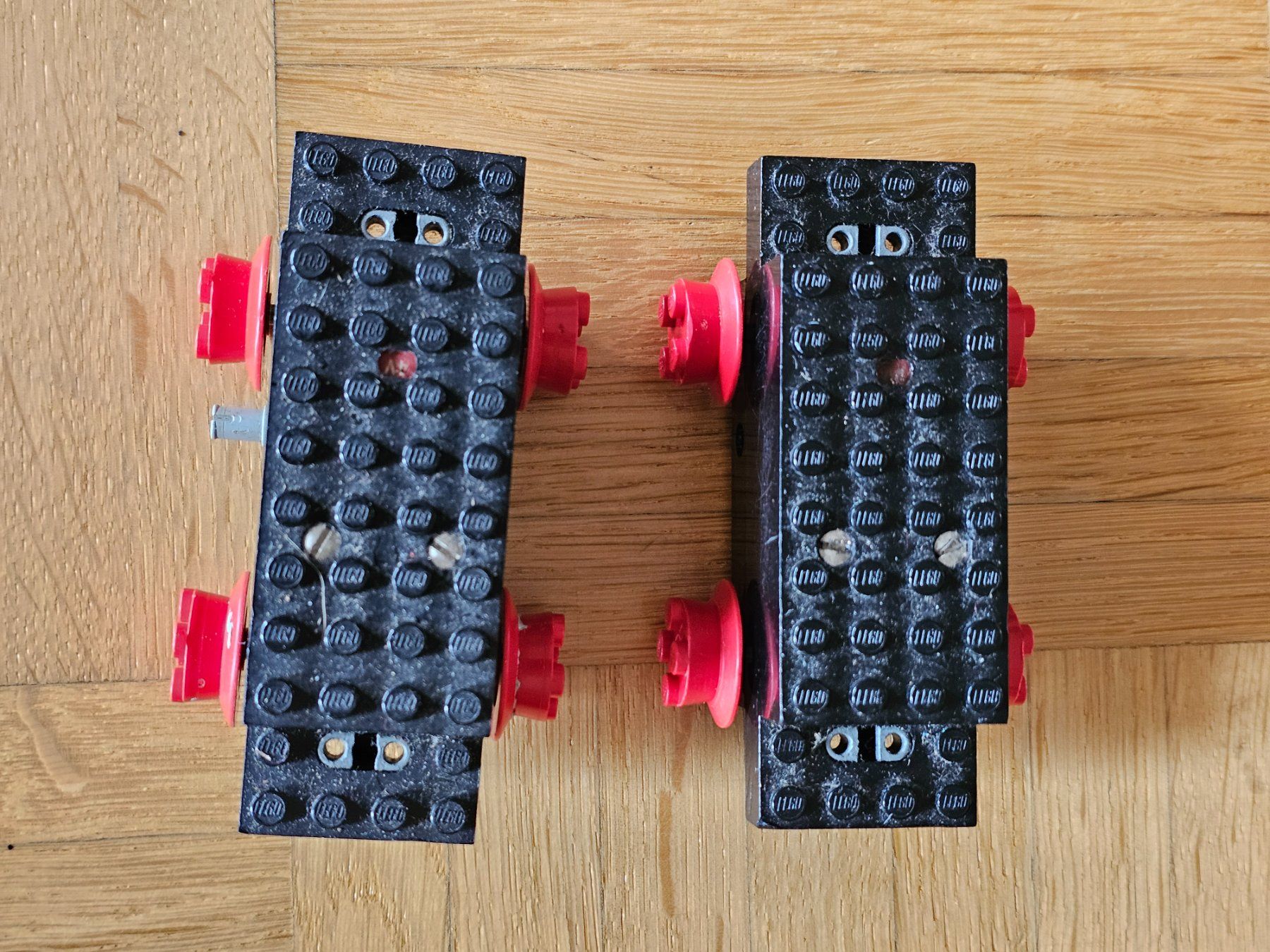 Lego Giocattoli: Lego 4V Motoren 2Stk. – Usato da Kaufdorf venduto da Sj1