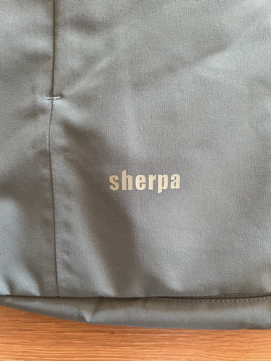 Sherpa Giacche: Sherpa Winterjacke / Parka – Nuovo (secondo la descrizione) da Aarwangen venduto da erd_ngx8 7