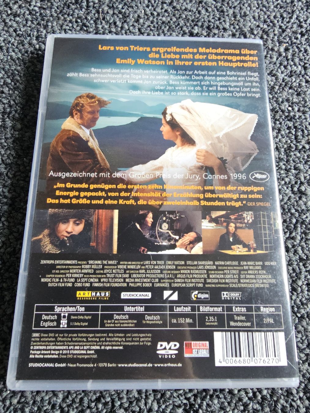 Tutti i DVDs: DVD Breaking the Waves (23382) – Usato da Ruswil venduto da jan_bxl5 1