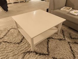 Ikea Wohnzimmertisch weiss, mit Ablage