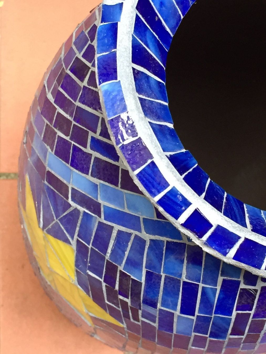 Vase & Récipients: Wunderschöne Mosaik Vase, 47 cm. – D'occasion à Schaffhausen par vintageville 5