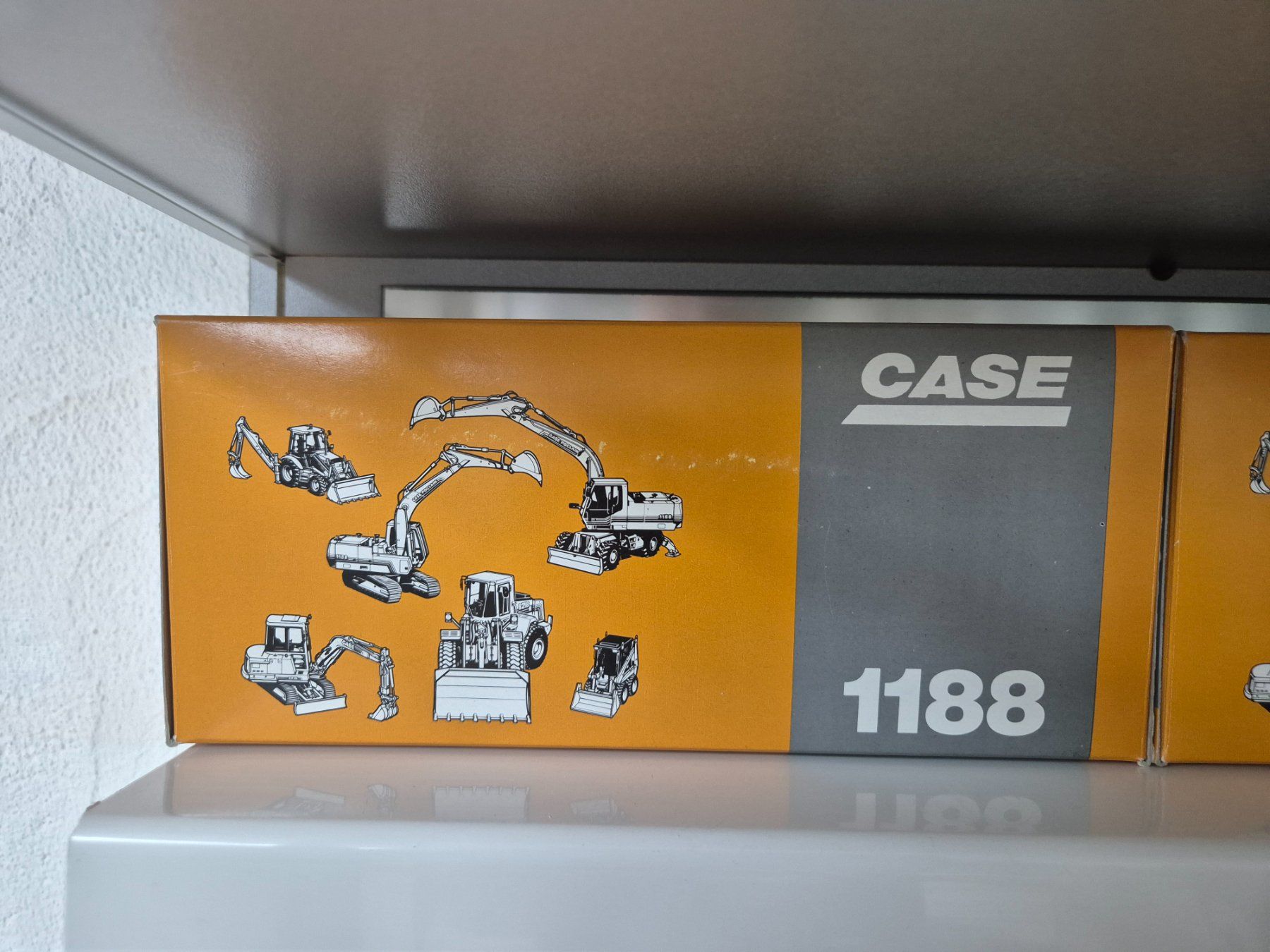 Conrad Kit di modellismo & Modellini statici: CASE  1188 – Usato da Moutier venduto da cat365 1