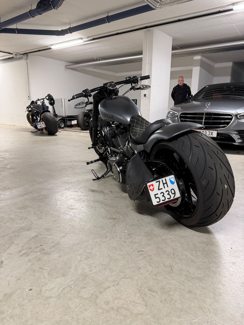 Harley-Davidson Chopper: Custom Harley-Davidson Breakout 103 – Usato da Wettswil venduto da sra_bv7t 2