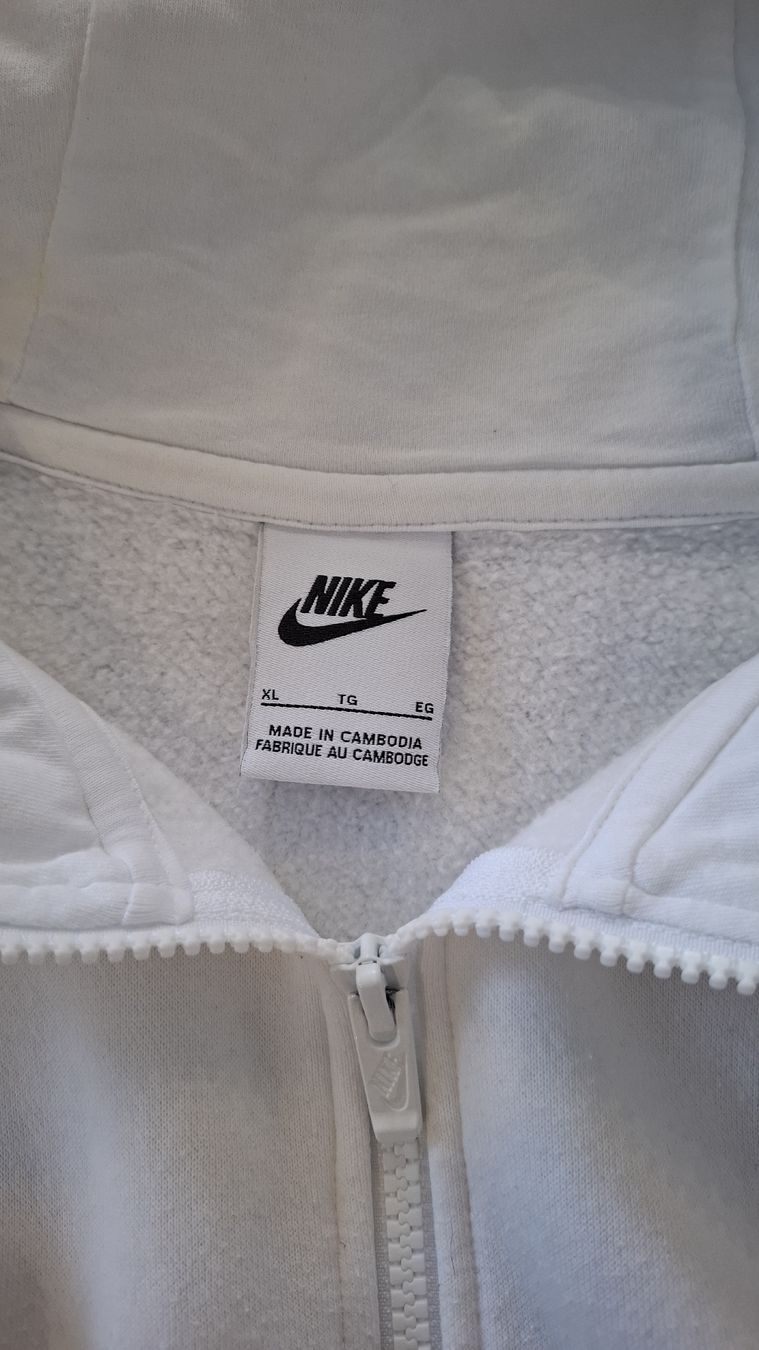 Nike Giacche: Nike Jacke XL – Usato da Balzers venduto da mackfose 1