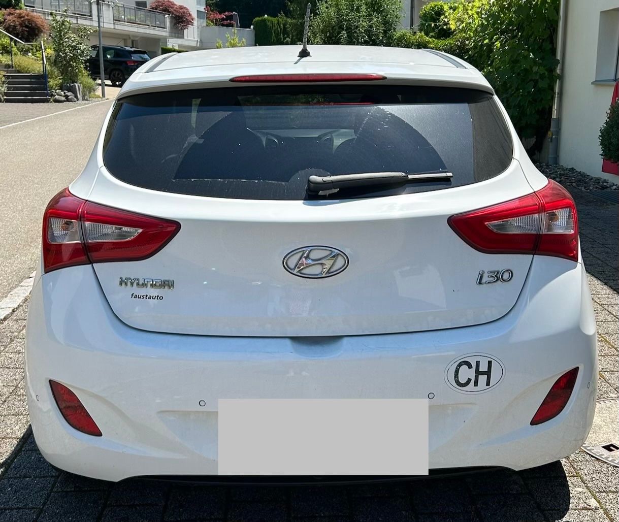 Hyundai Automobili: Hyundai i30 Go mit eingebauter Webasto Standheizung – Usato da Wetzikon ZH venduto da Madi68 2