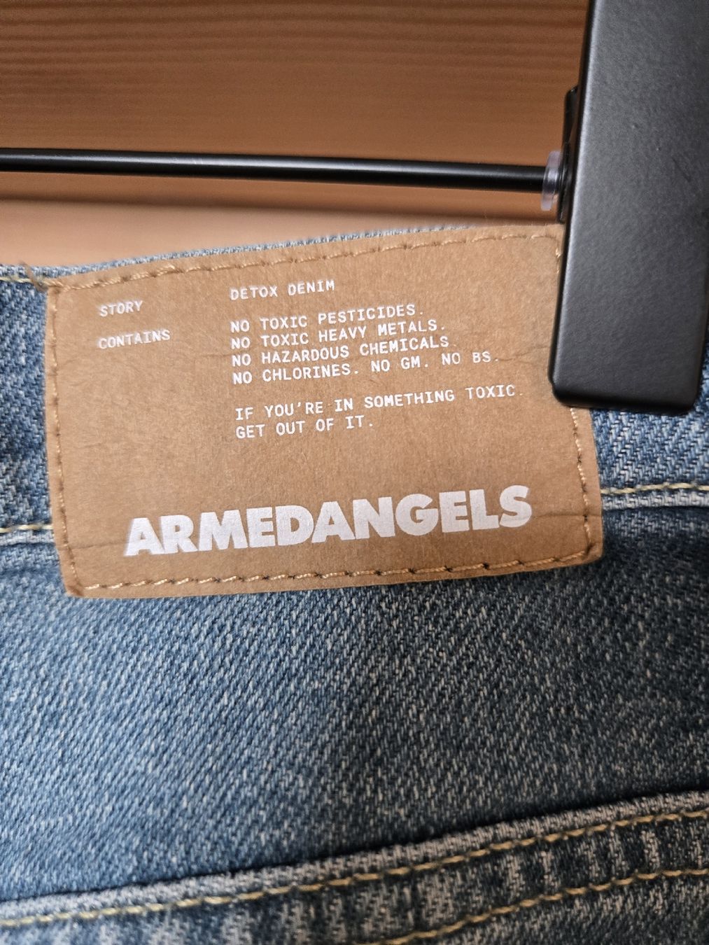 Armedangels Jeans: ARMEDANGELS Jeans blau Grösse 32/32  – Nuovo (secondo la descrizione) da Unterterzen venduto da elebo 5