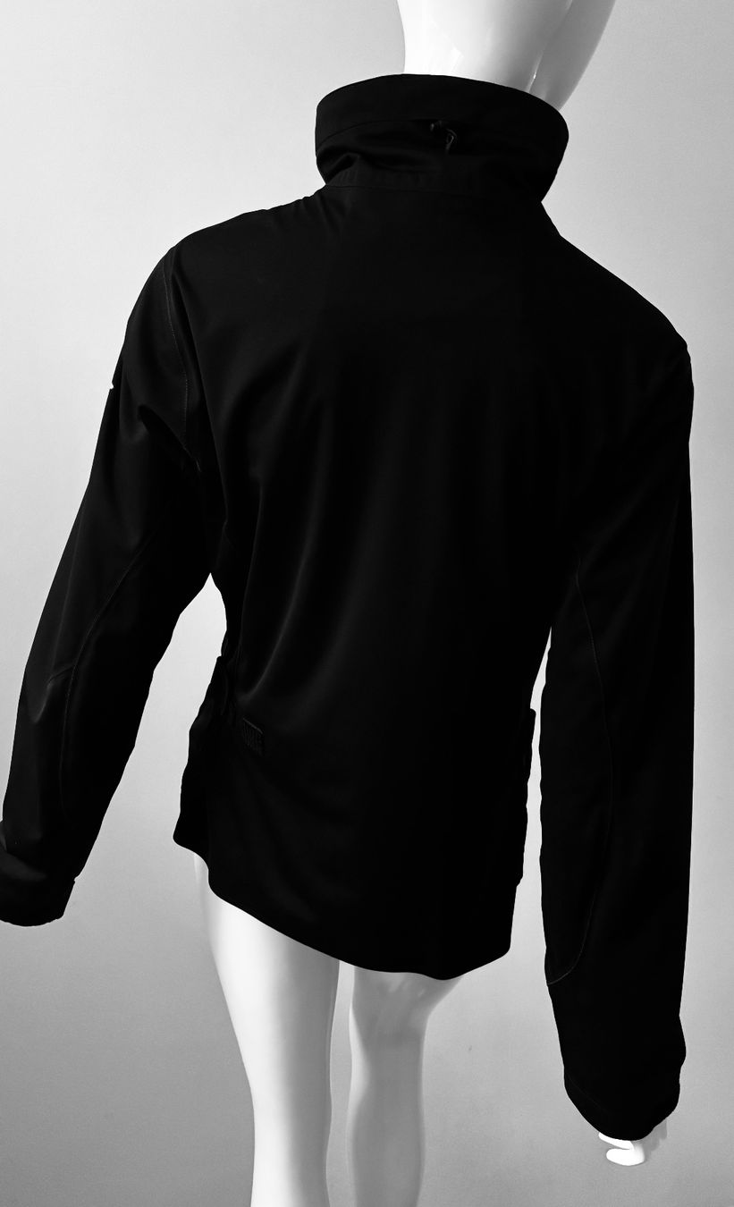 Giacche: Softshelljacke CROSS schwarz - EU M – Usato da Bottmingen venduto da Merkur_Basel 2