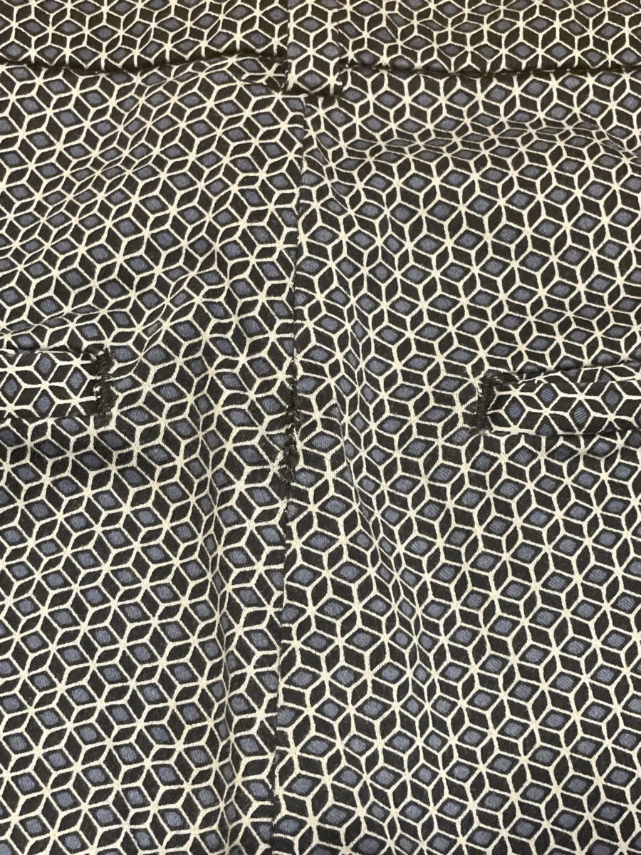 H&M Pantaloni: Gemusterte Hose von H&M, Gr. 32 – Usato da Arbon venduto da llaauraa 6