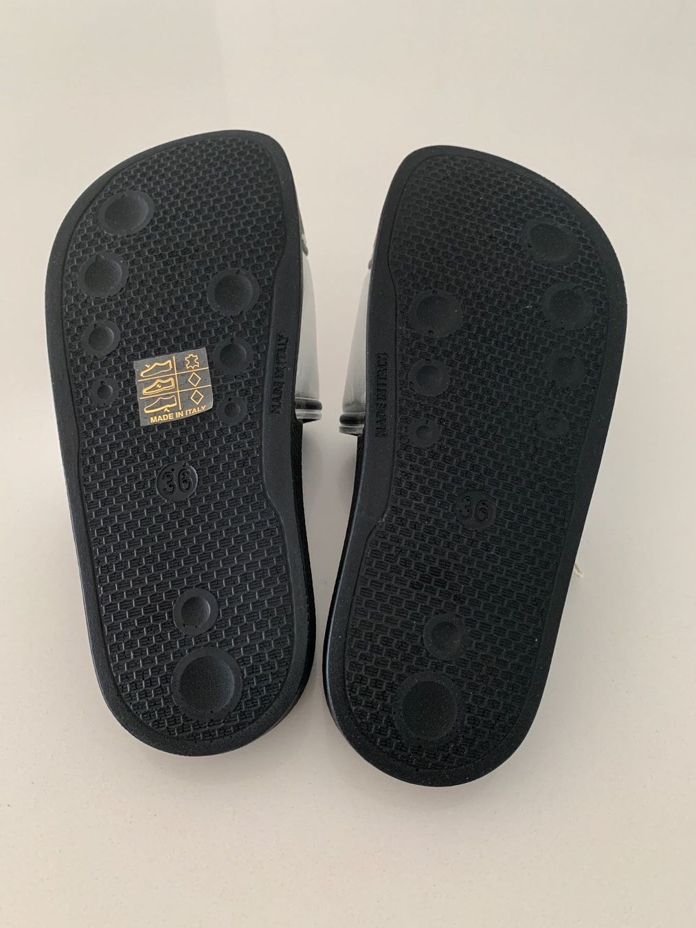 Dolce & Gabbana Scarpe da donna: DOLCE & GABBANA mules neufs 36 – Nuovo (secondo la descrizione) da Morges venduto da Imade1 5