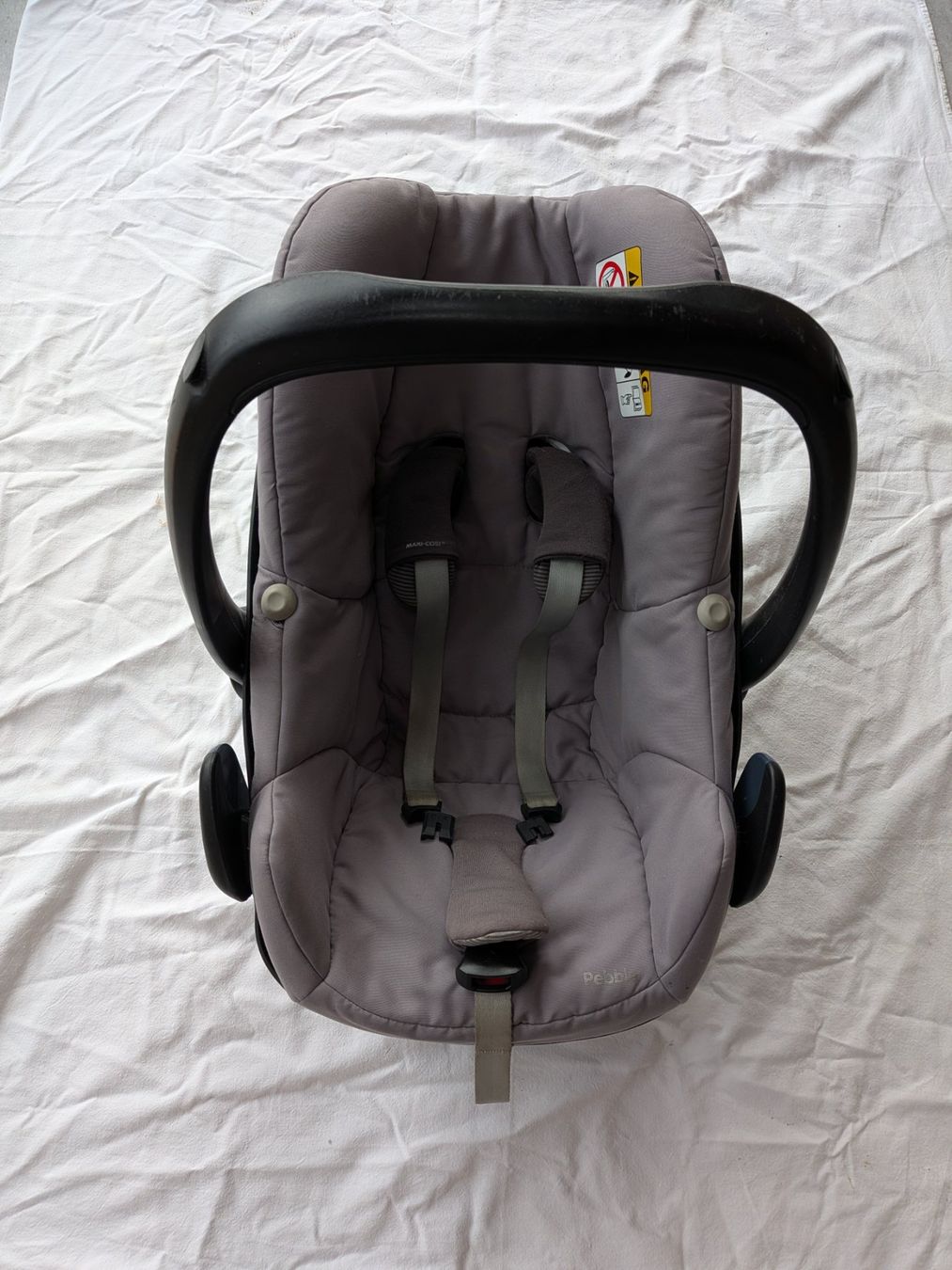Maxi-Cosi Auto-Kindersitze: Maxi-Cosi Babyschale – Gebraucht aus Wattenwil von SueSan 1