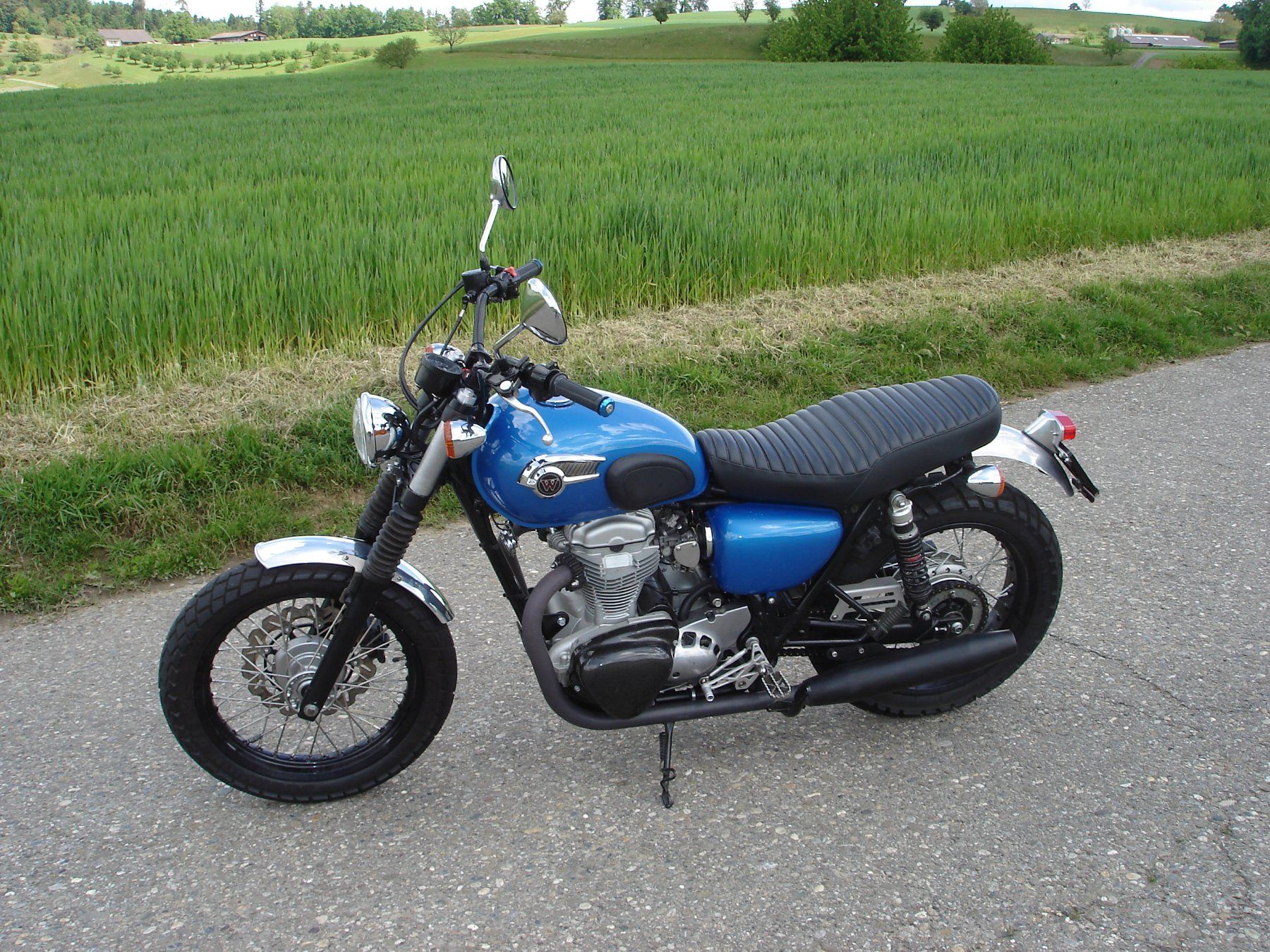 Kawasaki Strada: Kawasaki W800  (Cup Version W 800) – Usato da Gelterkinden venduto da hundredmilehouse 6