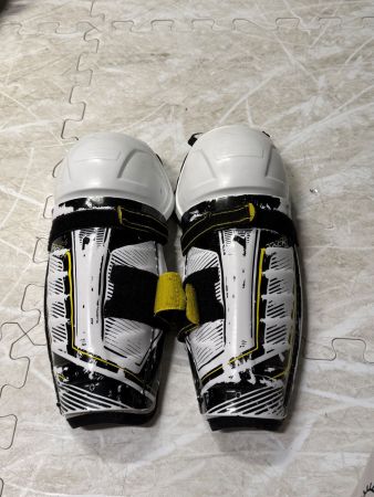 CCM Super Tacks Schienbeinschoner D3O – Youth 10" / 25 cm