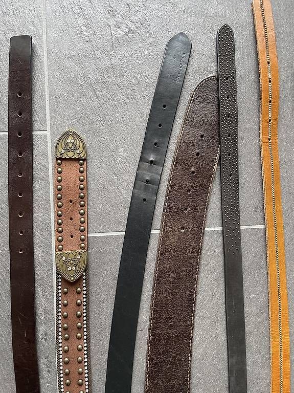 Gürtel: Damengürtel Leder diverse – Gebraucht aus Meisterschwanden von xX3000Xx 3