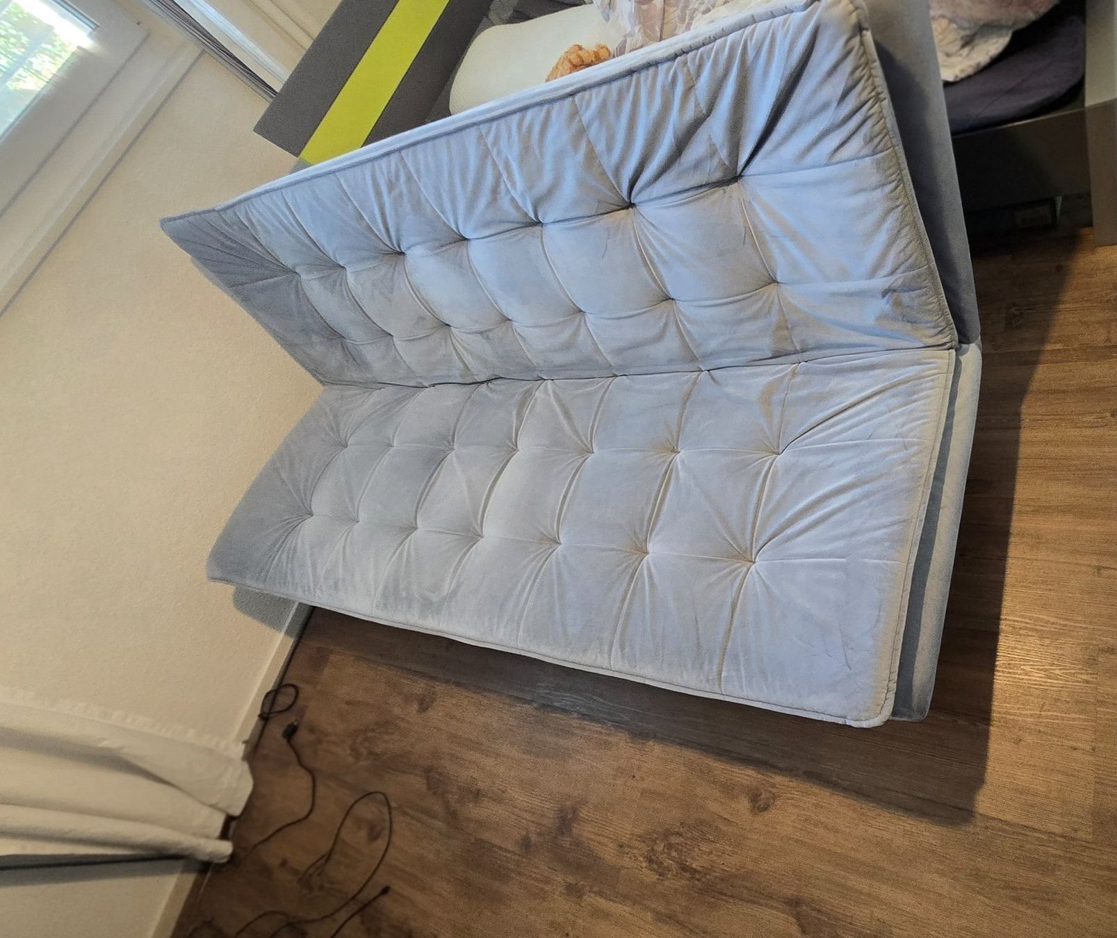Sofas: Ausziehbares Sofa – D'occasion à Hallwil par En.Pu.
