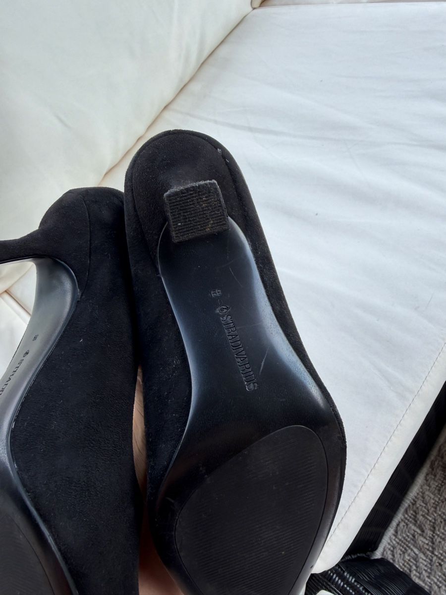Stradivarius Chaussures femmes: Tacchi Stradivarius – D'occasion à Tegna par Valentinaleoni33 3