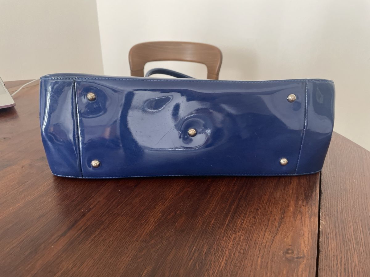 Longchamp Borse da donna: Longchamp Vernis Bleu Marine, Sac à Main – Usato da Genève venduto da hg2_yyz7 3