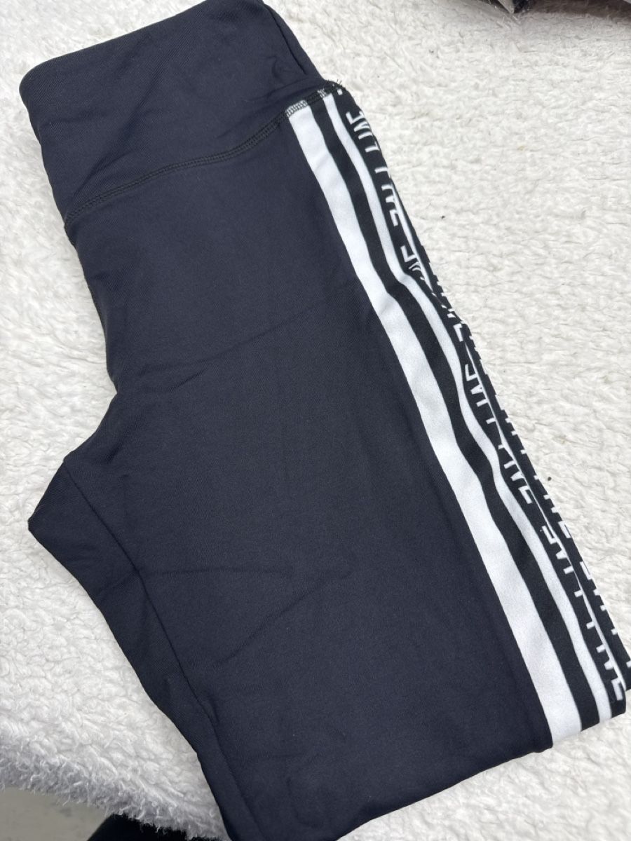 Leggings: Legging noir et blanc - Taille s ! – Neu und originalverpackt aus Chenens von anasantos90 2