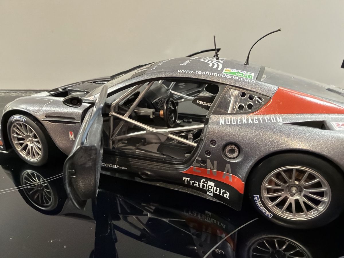Solido Modellini d'auto: Aston Martin DBR9 - Le Mans - 1/18 - Solido – Difettoso da Wolfwil venduto da Rolex1 6