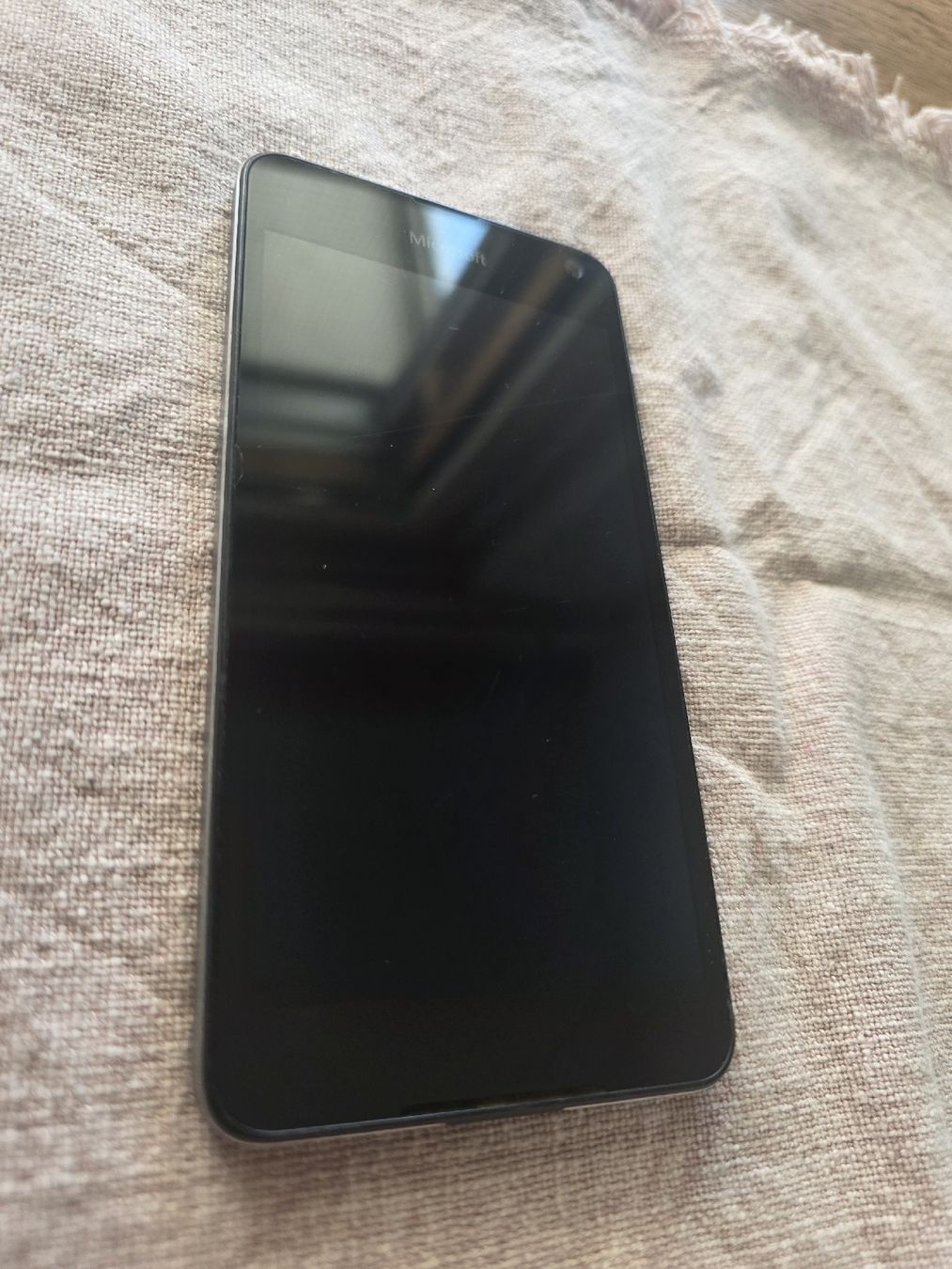 Microsoft Telefoni cellulari / Smartphones: Microsoft LumiaSmartphone schwarz – Usato da Olten venduto da Prinzenstyle