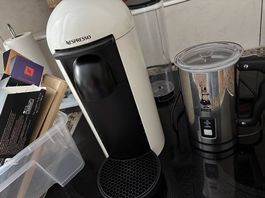 Nespresso Vertuo Plus und Bialetti Milchschäumer