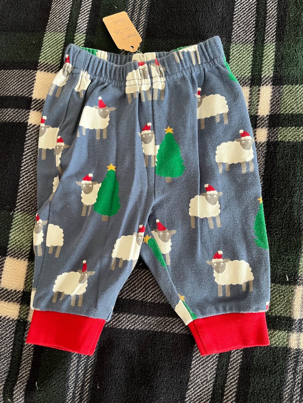 Pantaloni: Weihnachtsschaf-Jogginghose, Größe 56 – Usato da Umiken venduto da deb_57xk