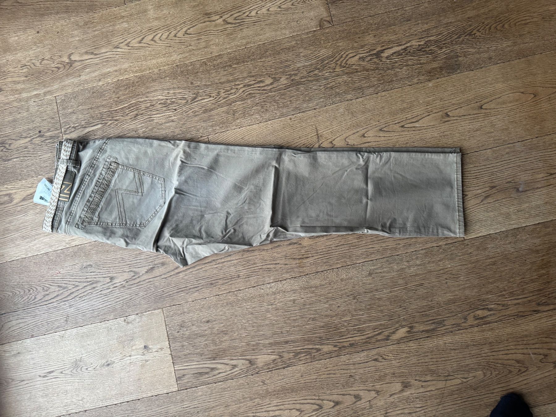 Nile Pantaloni: Hose, Nile //NEU//  XL – Nuovo (secondo la descrizione) da Stettfurt venduto da outlet72 1