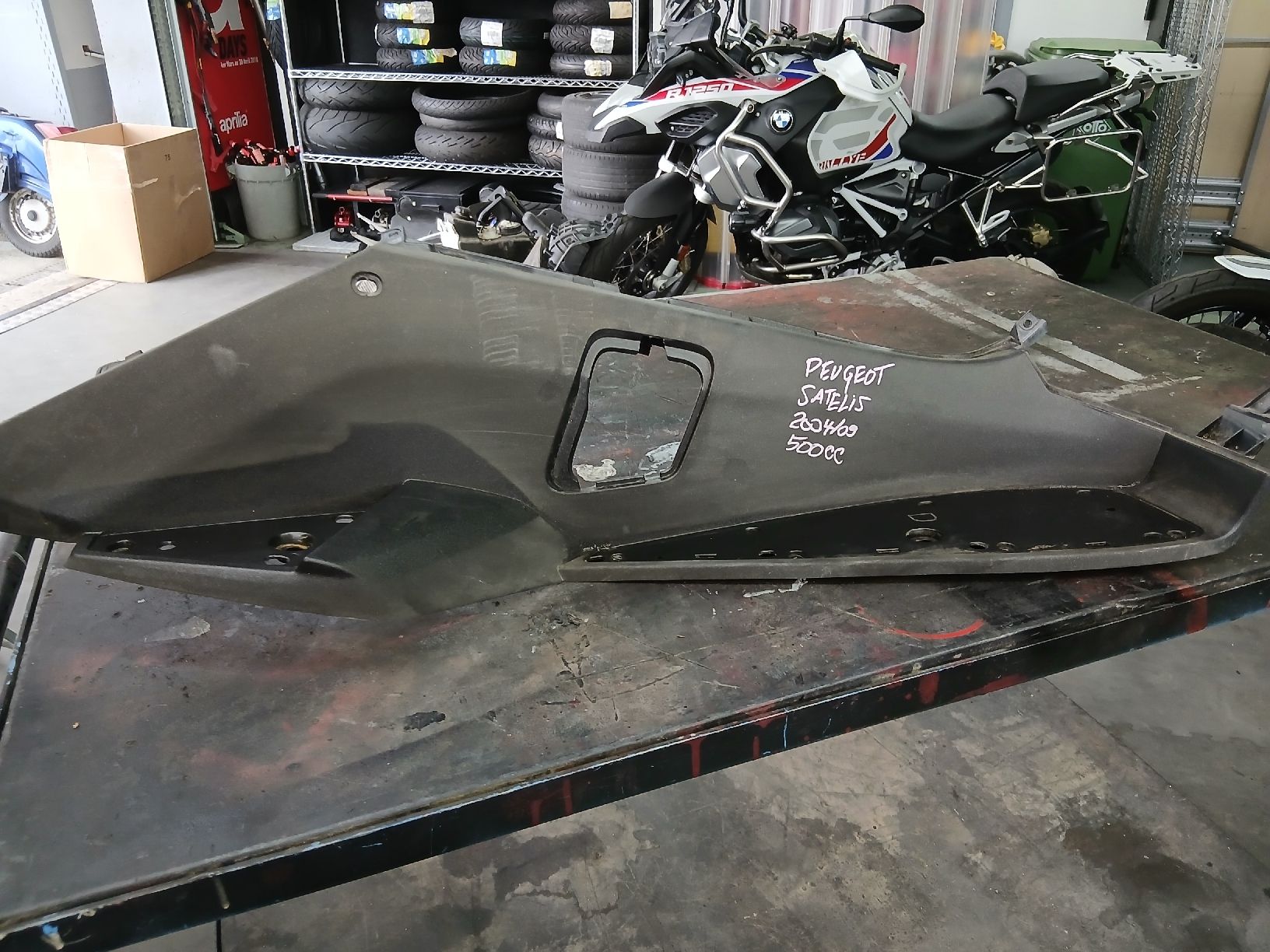Peugeot Tutti i ricambio per moto: Peugeot satelis 500cc – Usato da Romanel-s-Lausanne venduto da site76