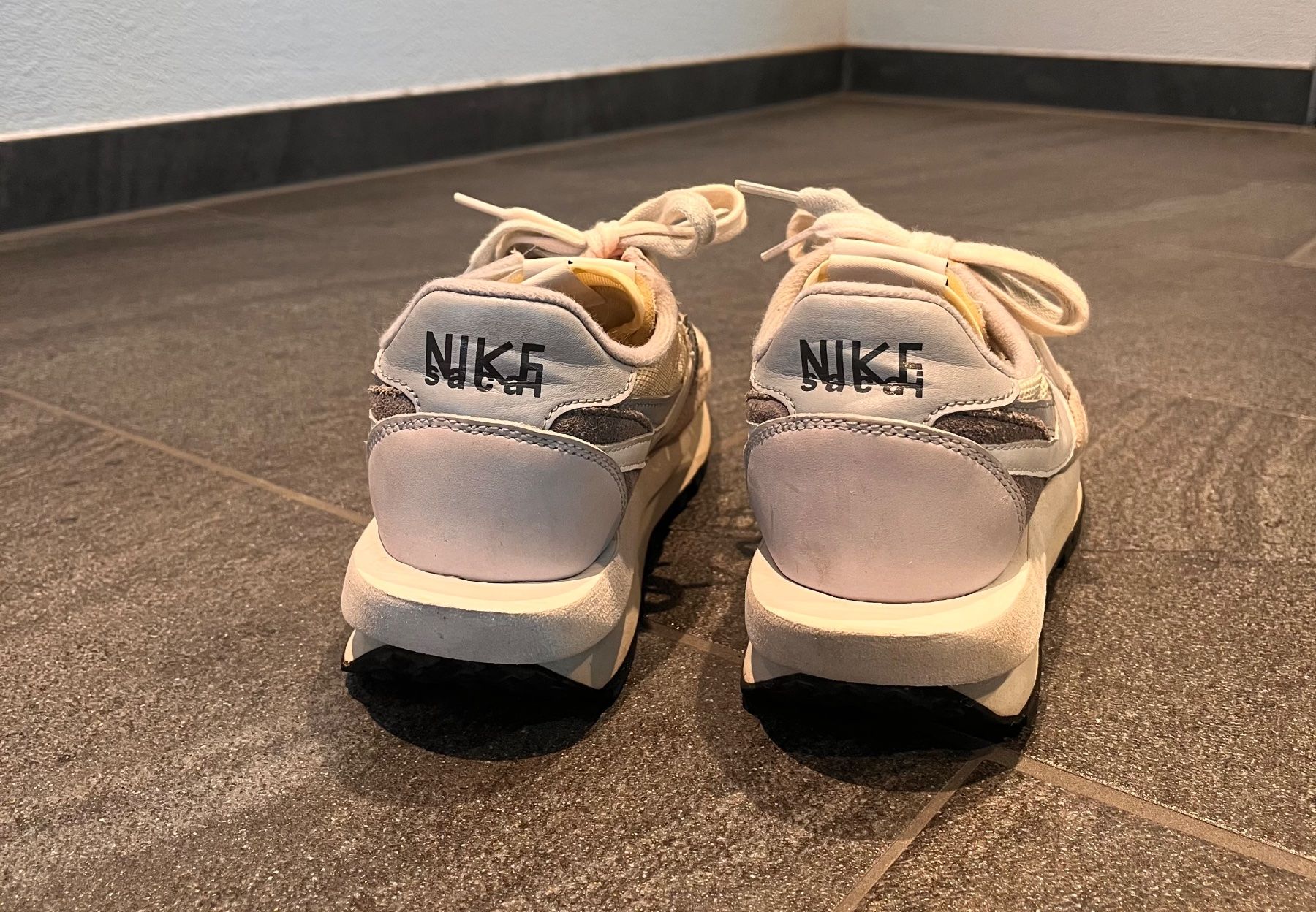Nike Scarpe da uomo: Nike LD Waffle Sacai gipfelweiss – Usato da Hinwil venduto da Oivil04 2
