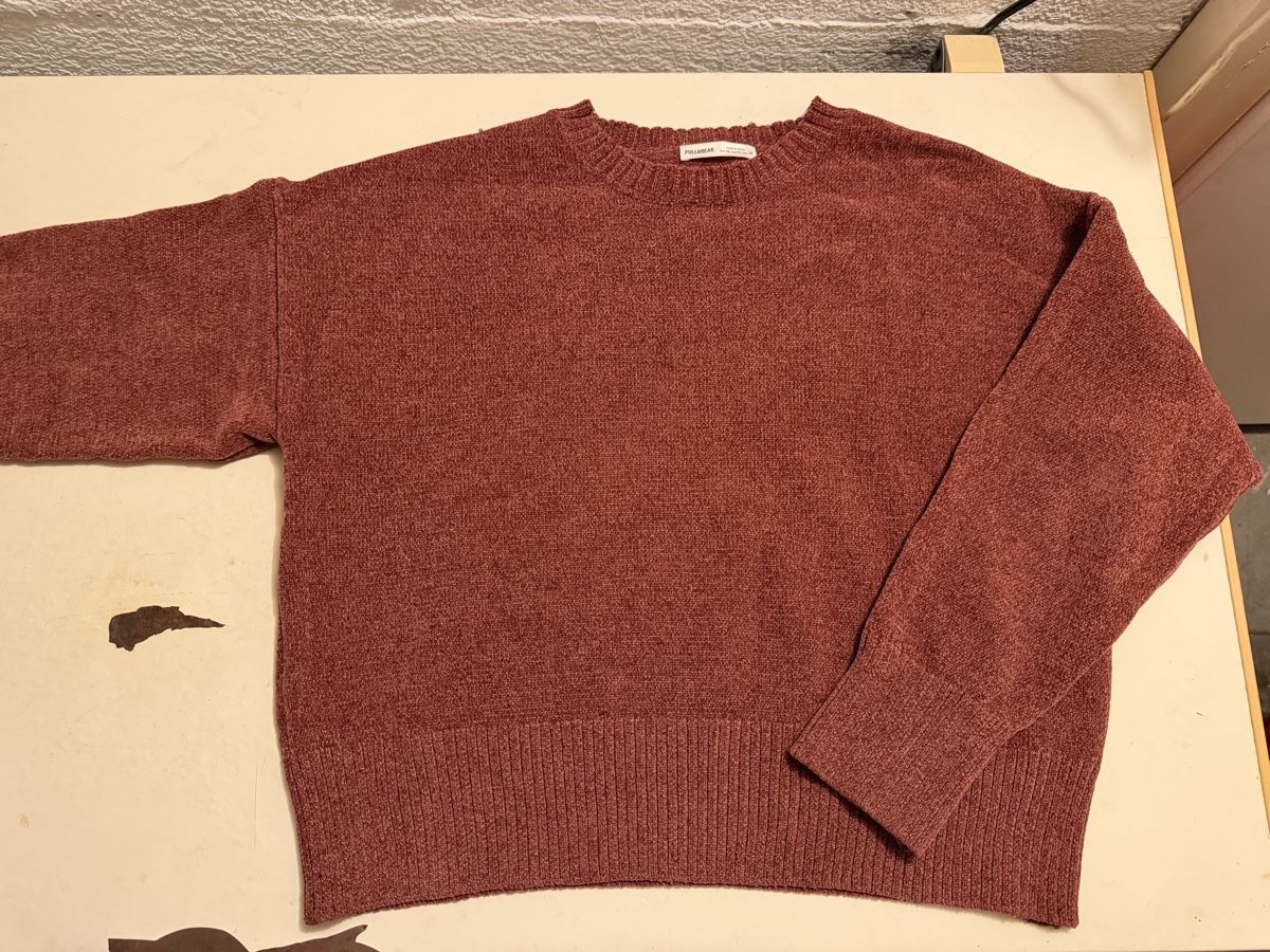 Pull&Bear Maglioni & Felpe: Pullover Pull&Bear rot rostfarben Grösse M guter Zustand – Nuovo (secondo la descrizione) da Luzern venduto da Lorena.haj 1