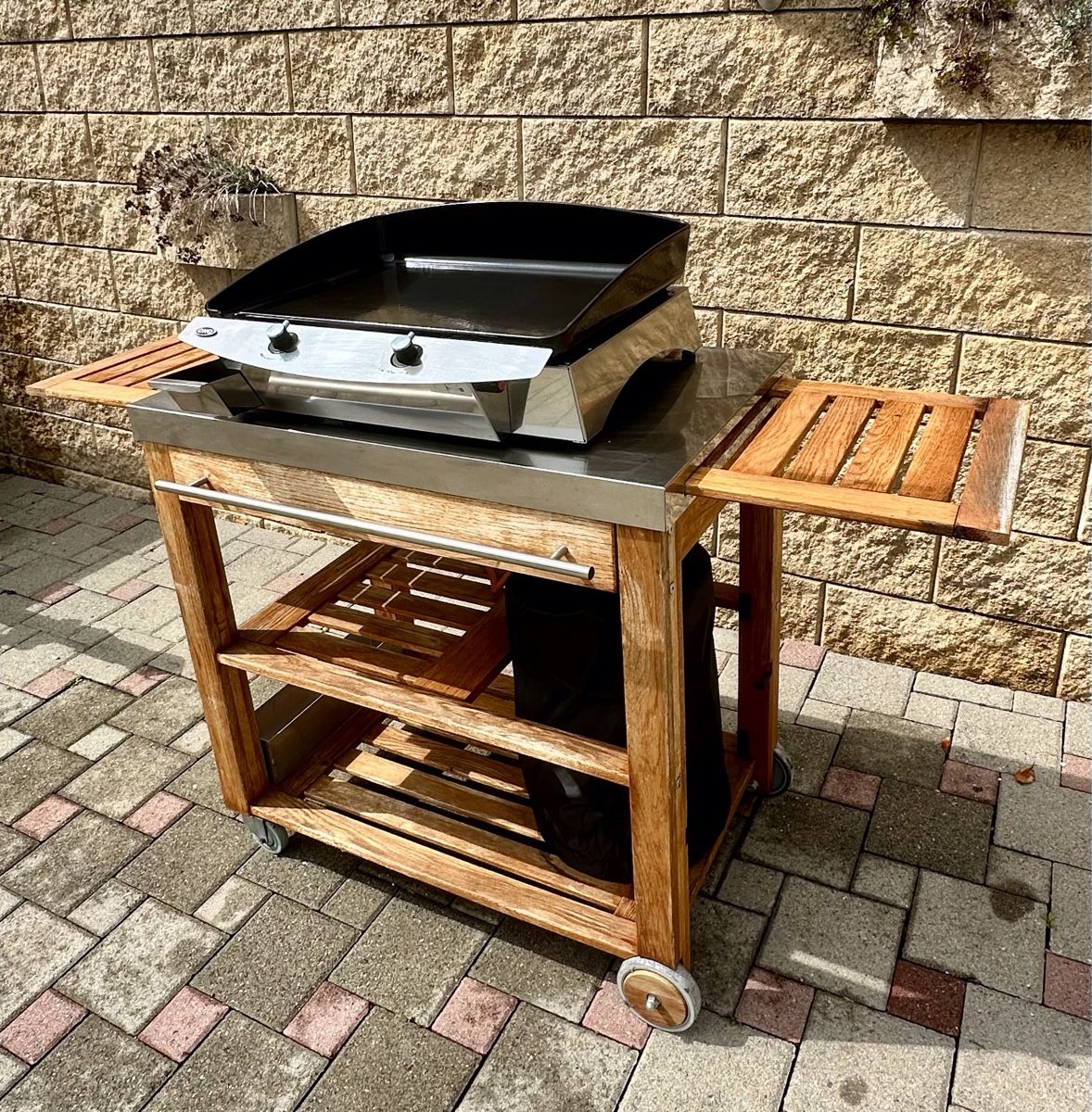 Grills: Plancha à gaz – Gebraucht aus Rossens FR von Hondaxx64