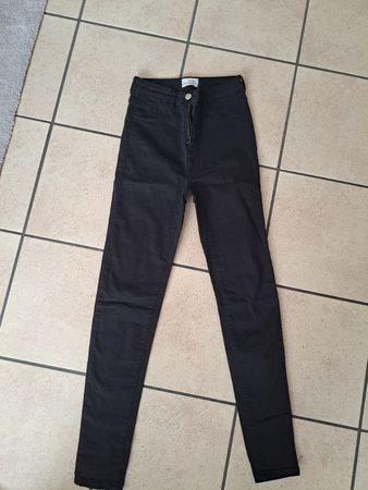 Schwarze Skinny Jeans Gr. 34 ,Tally Weijl neuwertig