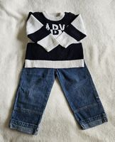 Jeans mit Pulli 92