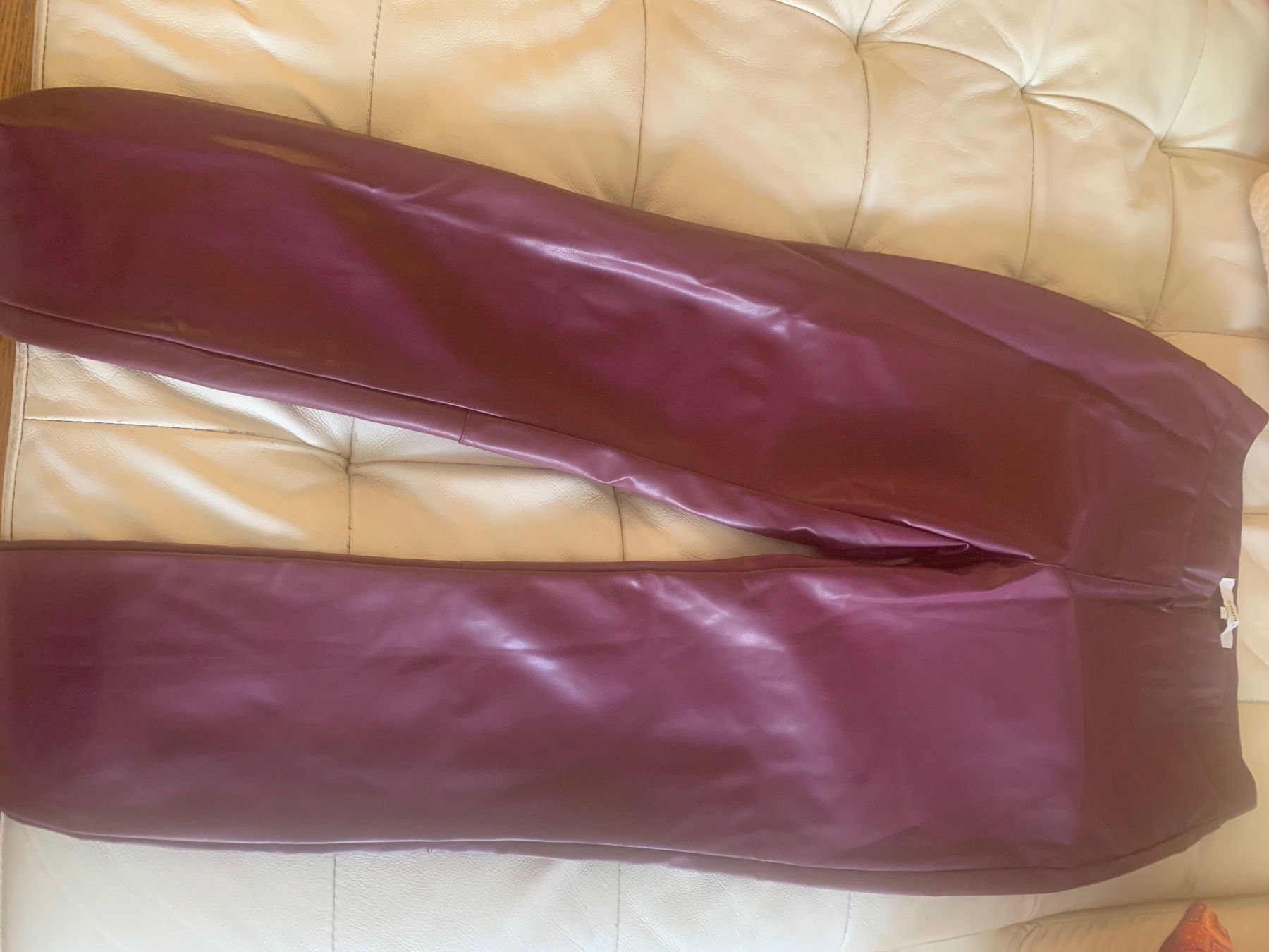 Pantaloni: Kunstlederhose von Simple – Nuovo (secondo la descrizione) da luzern venduto da Gipsy201