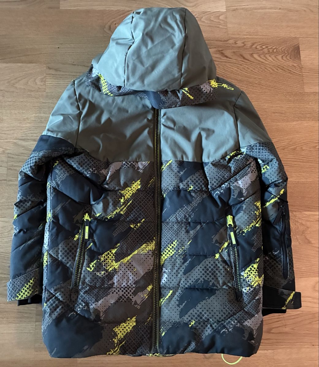 CMP Jacken & Mäntel: CMP Skijacke Größe 128  – Gebraucht aus Zürich von mar_ggm9