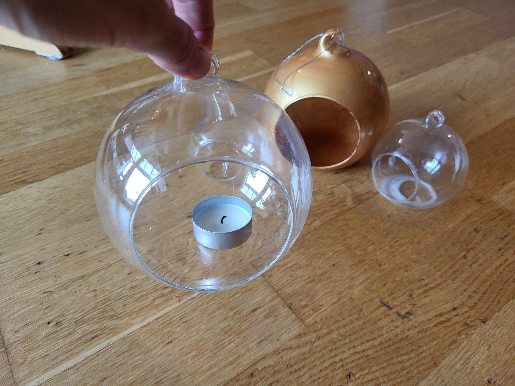 Alle Dekorationen: 4 Glas-Hängekugeln – Gebraucht aus Birmensdorf ZH von zotor 1