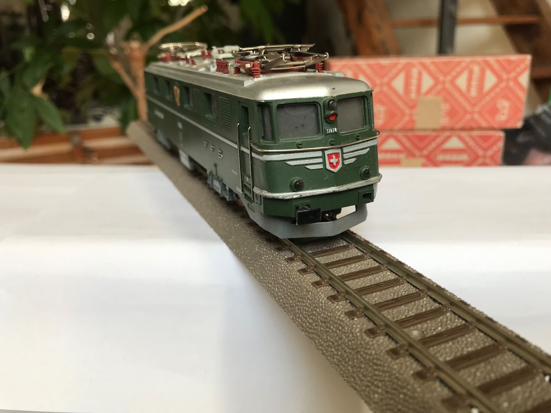 Märklin Modelleisenbahnen: märklin 3050, Ae 6/6 der SBB, digital – Gebraucht aus Liestal von ozo2005 3