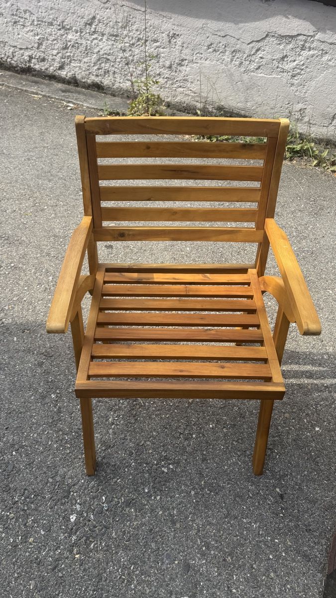 Set di tavolo e panche: Gartentisch mit 6 Stühlen aus Teakholz – Usato da Mönchaltorf venduto da DRUG-TITO 3