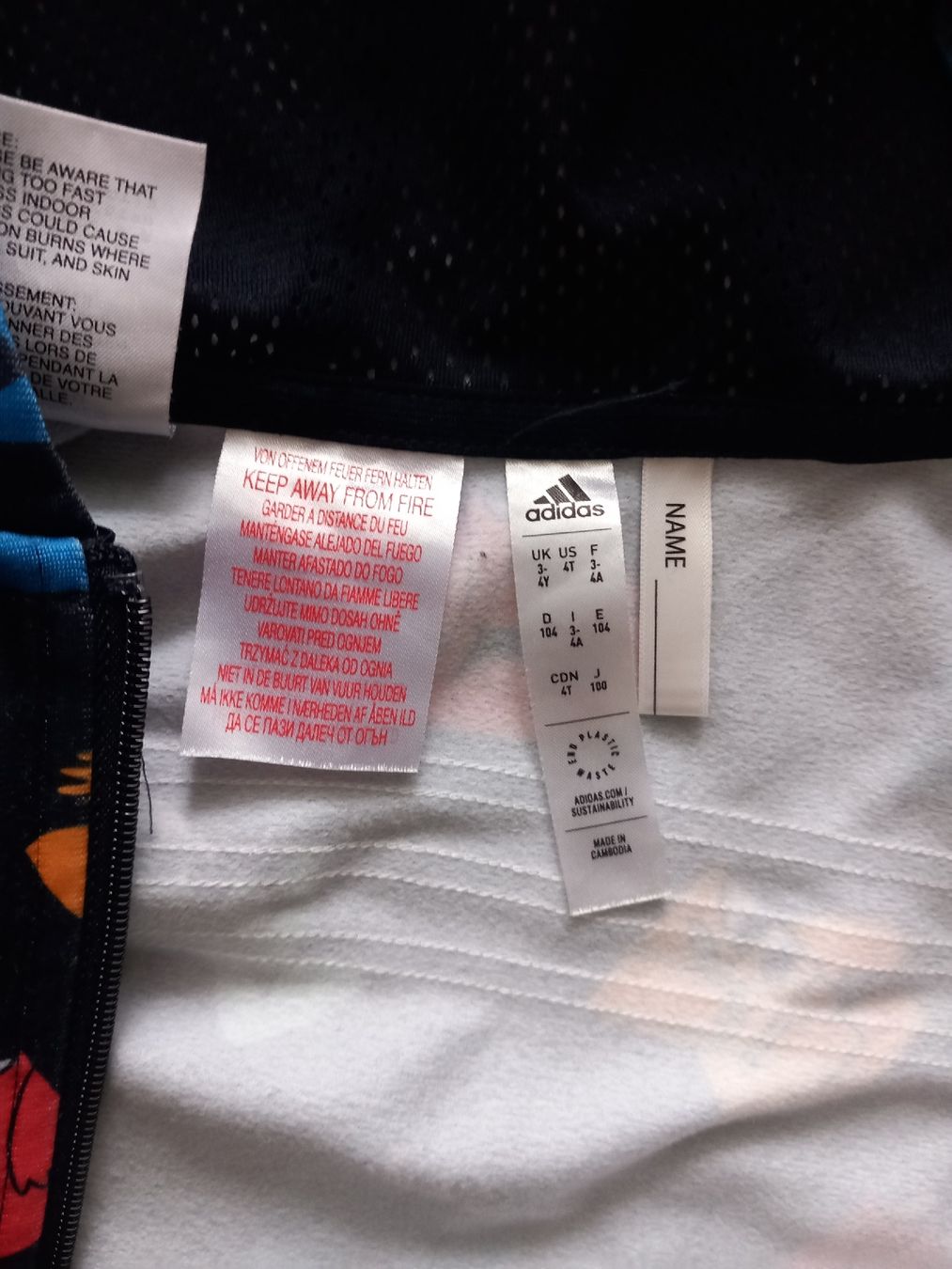 Adidas Lotti & Set di vestiti: dres adidas – Usato da Buchs AG venduto da tac_zz5h 1