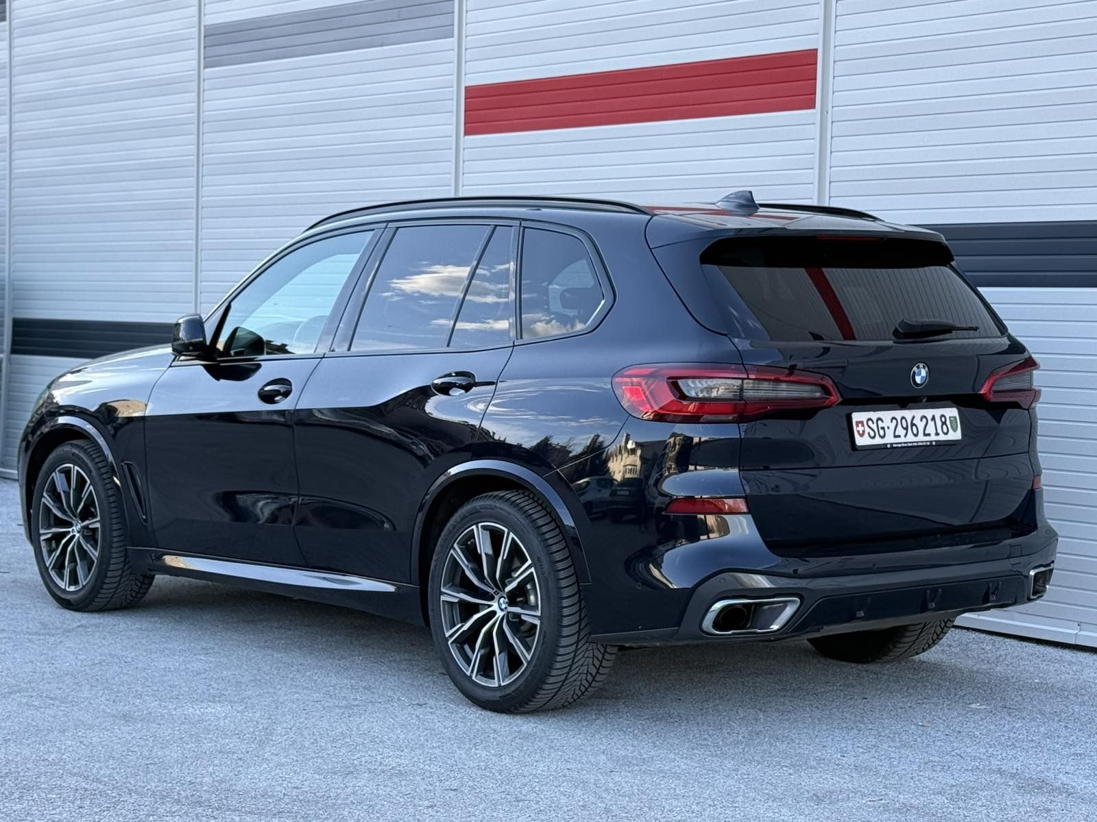 BMW Automobili: BMW X5 3.0 D M SPORT 2019 – Usato da St.Gallen venduto da Ibre81 1