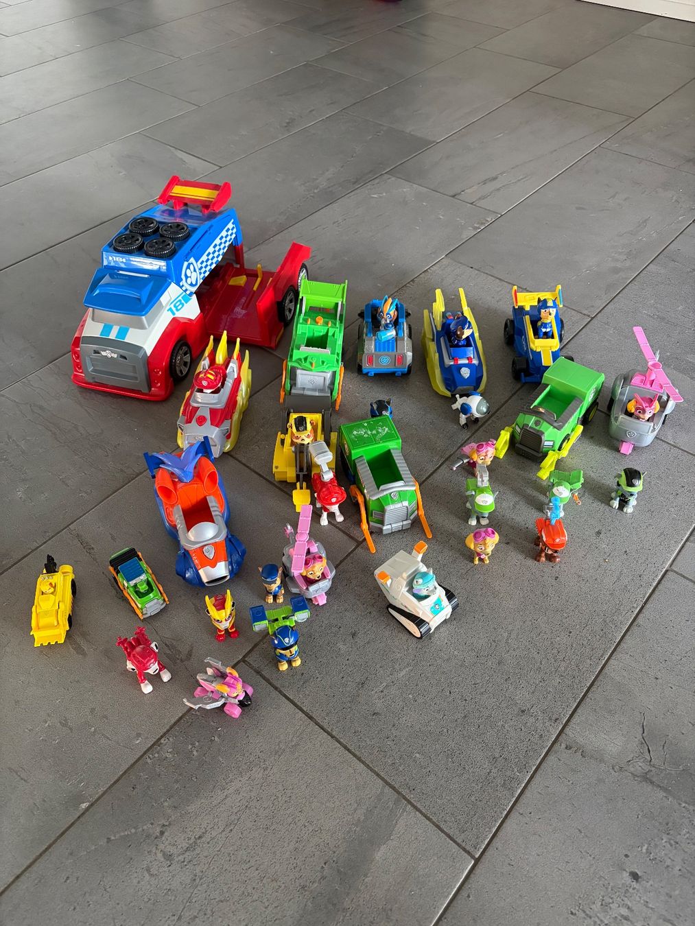 Spielzeuge: Paw Patrol Sammlung – Gebraucht aus Ostermundigen von nor_h8xy