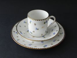 Schönes Set mit Streublumen Dekor handbemalt - Langenthal