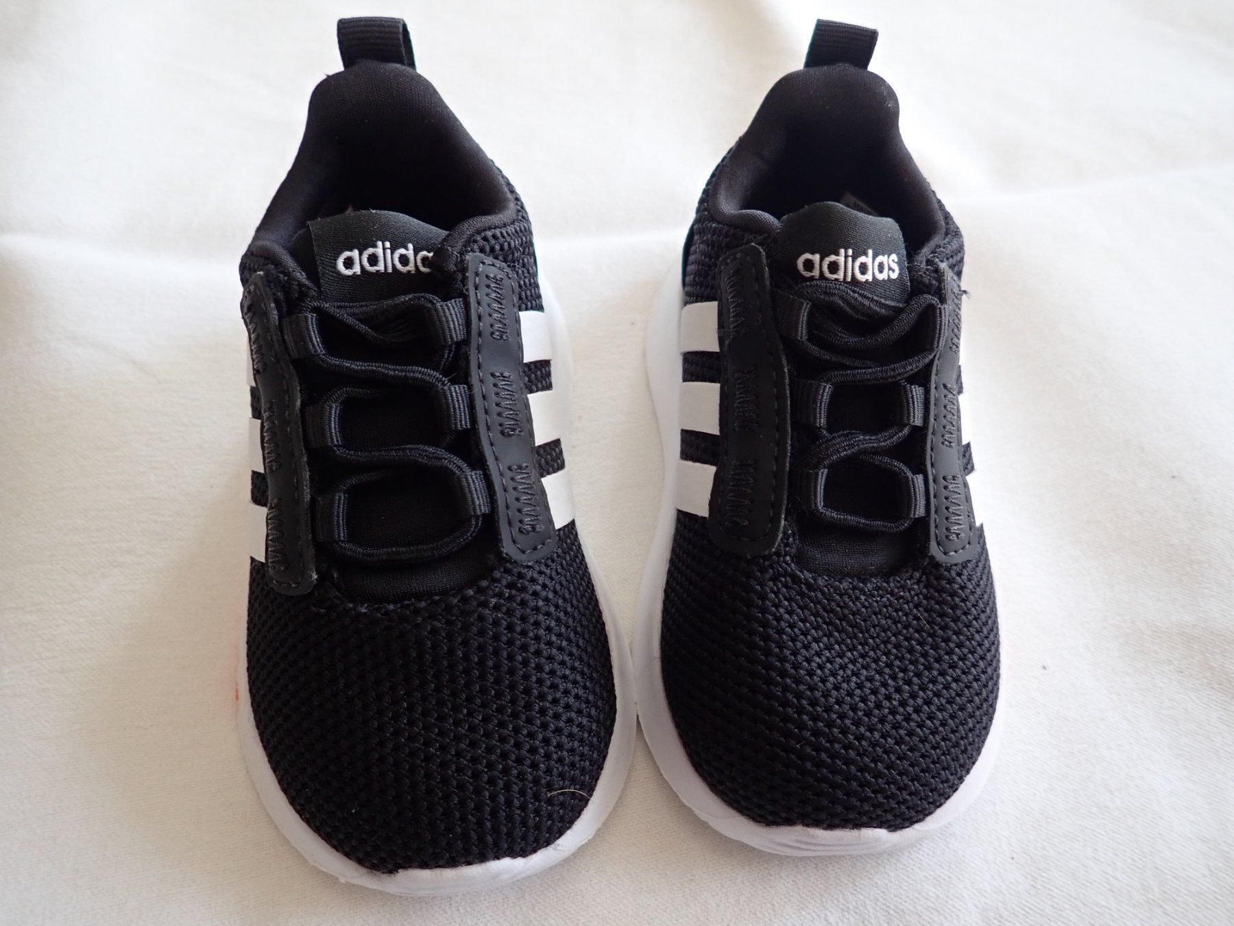 Adidas Chaussures garçon: Baskets 20 – Neuf (Voir description) à Petit-Lancy par camping_car 2