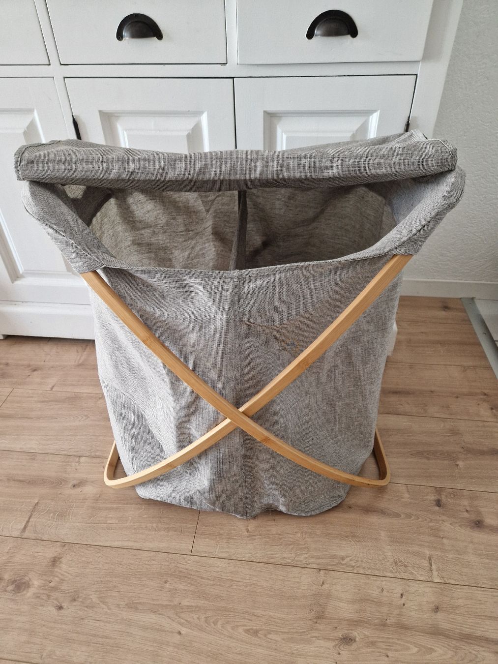 Paniers à linge: Wäschesammler  – D'occasion à Münsingen par MarcoTs